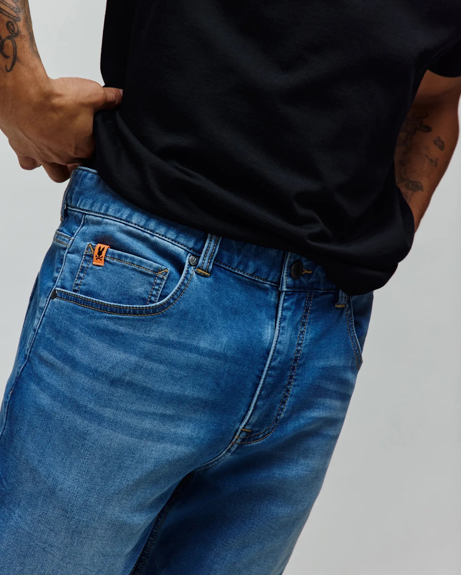 MENS ACE KNIT STRAIGHT LEG DENIM PANT - MB0600034 - Image 3