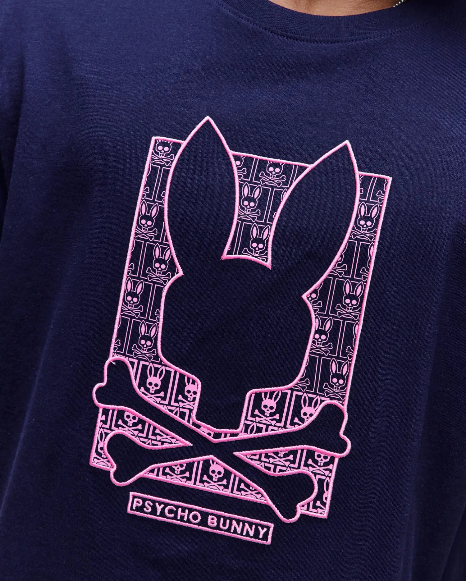 MENS KEON EMBROIDERED GRAPHIC TEE - MT0200403 - Image 3